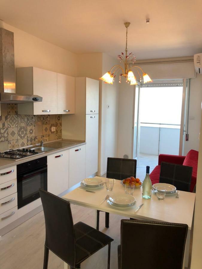 Ferienwohnung Fronte Mare Panoramico San Benedetto San Benedetto del Tronto Exterior foto
