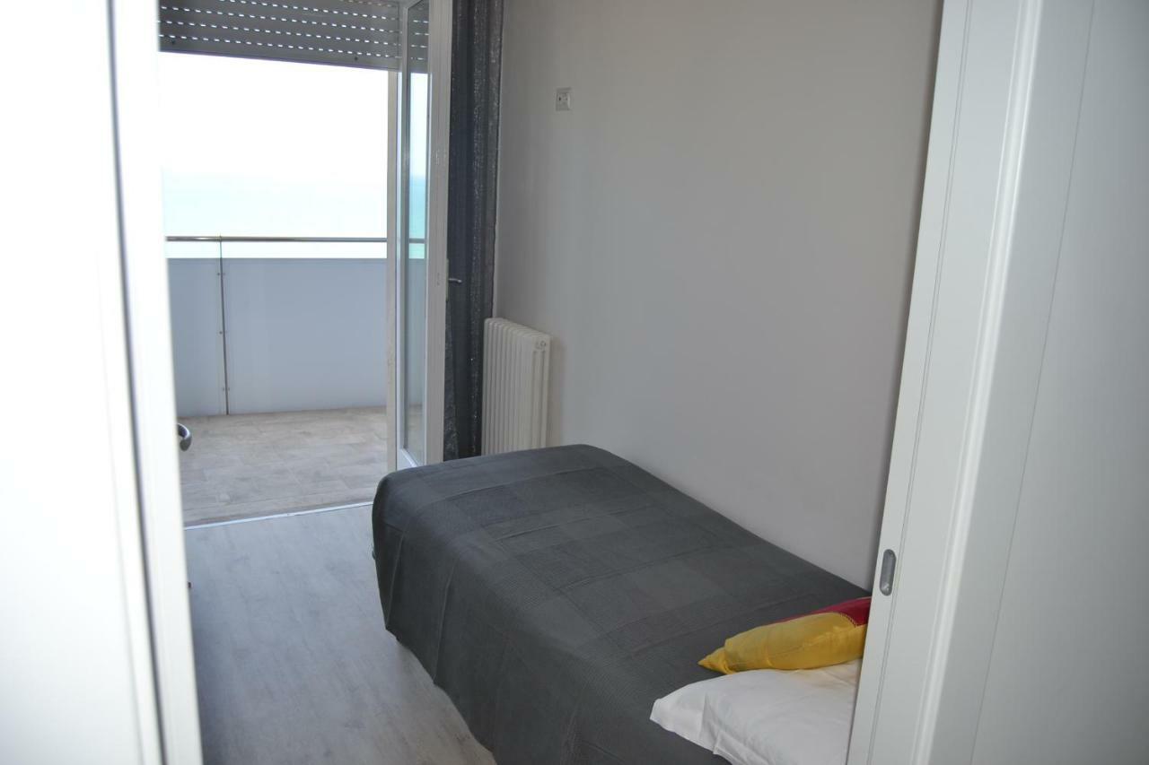 Ferienwohnung Fronte Mare Panoramico San Benedetto San Benedetto del Tronto Exterior foto