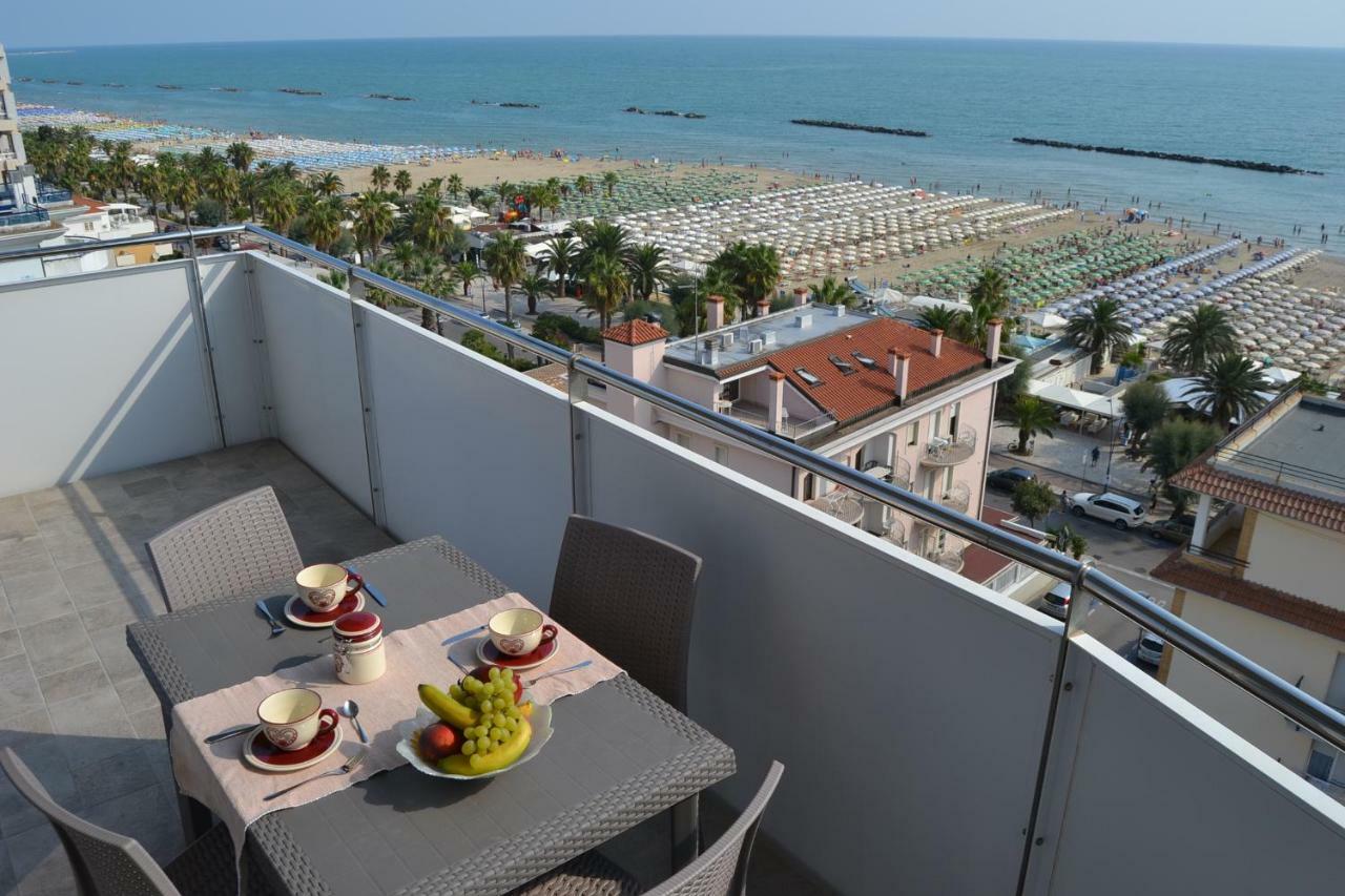 Ferienwohnung Fronte Mare Panoramico San Benedetto San Benedetto del Tronto Exterior foto